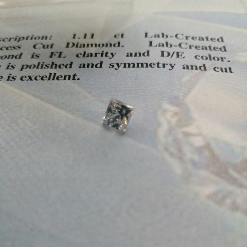 Loose Lab-Created Princess Cut Diamond - Picture 3 of 10